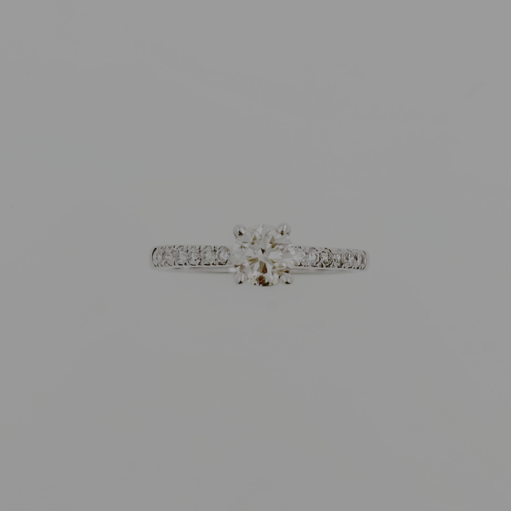 စိန်တစ်ပွင့်စွန်လေးချက်ကွင်းရိုးစိန်တစ်တန်းပါလက်စွပ်