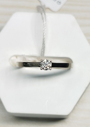 [LOCAL-RNG-2509-01208] စိန်တစ်ပွင့် စွန် ၄ ချက် လေးထောင့် လက်စွပ်